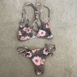 Acacia Thailand Top | Acacia Molokini Bottom - Dragon Stripe